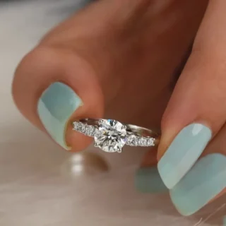 Engagement Ring Carats